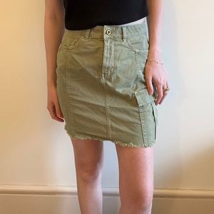 Zara cargo mini skirt